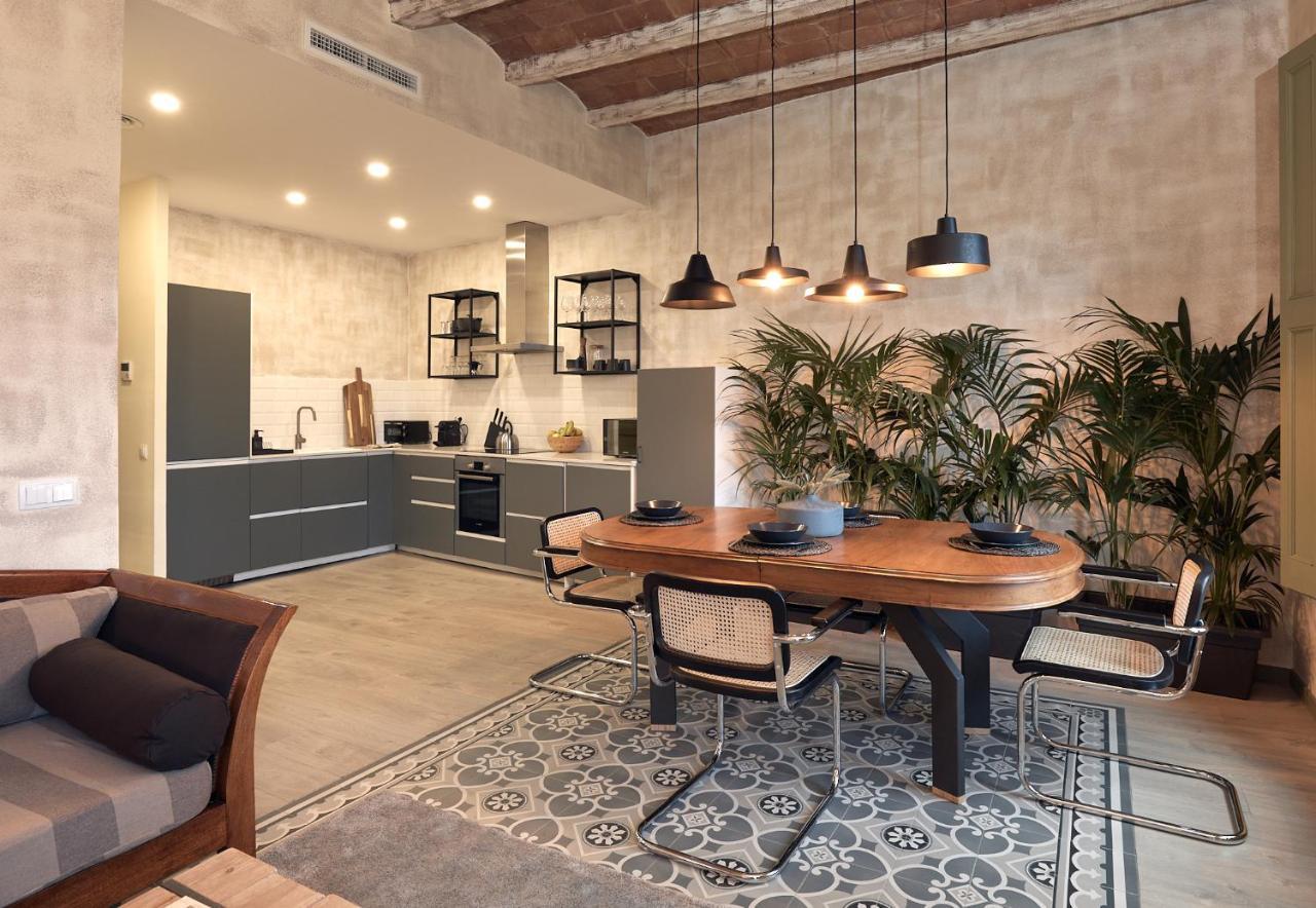 Maya - Two Bedroom In Enric Granados *